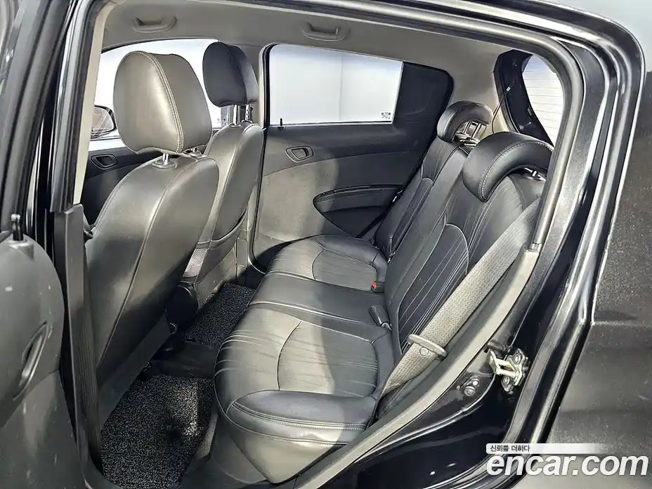 Chevrolet Spark 2013 1.0 Автомат в Москве № 1190509, фото 9