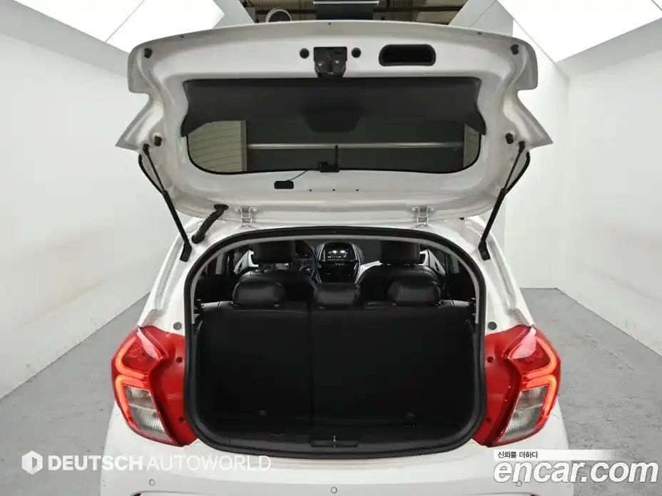 Chevrolet Spark 2016 1.0 Автомат в Москве № 1190537, фото 19