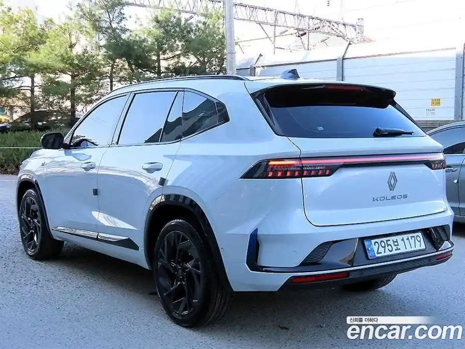 Renault Grand Koleos 2024 2.0 гидро в Москве № 1190753, фото 3