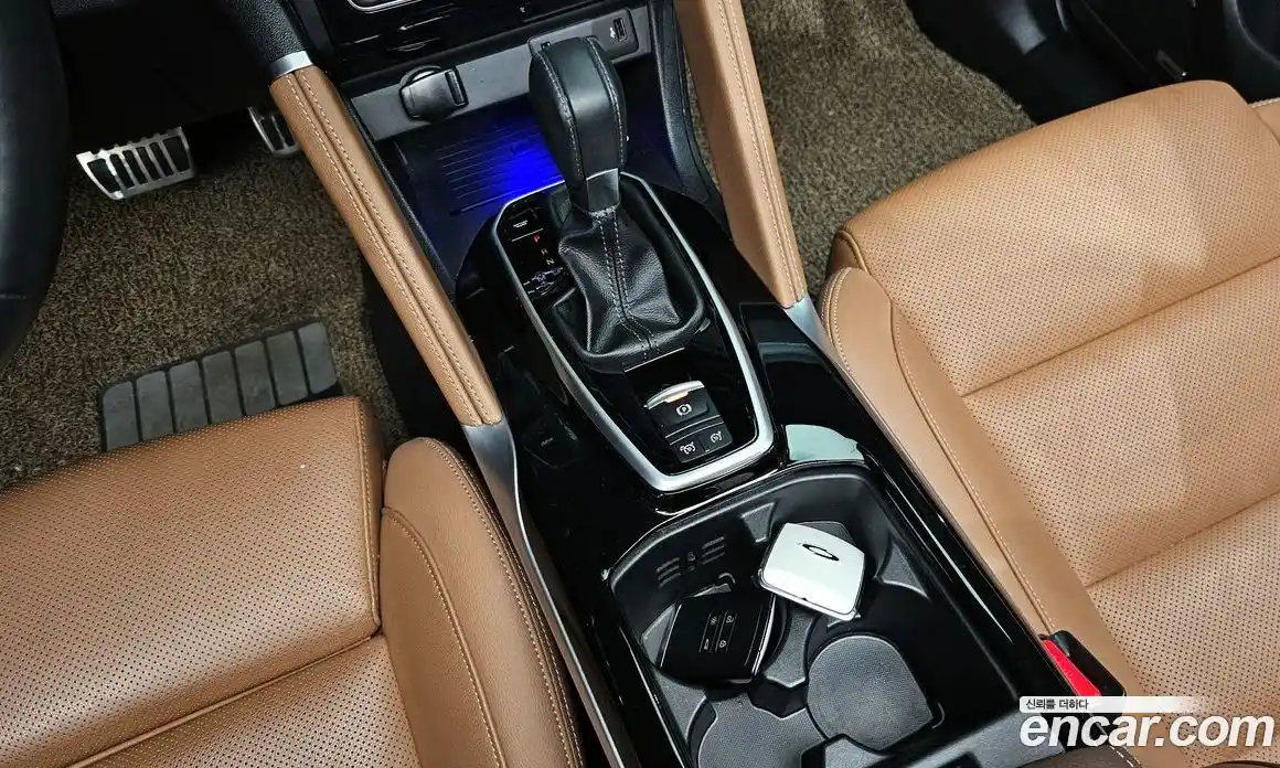 Renault QM6 2021 2.0 гидро в Москве № 1190844, фото 8