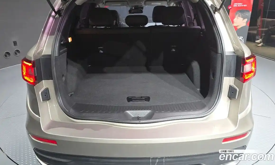 Renault QM6 2017 2.0 гидро в Москве № 1190980, фото 20