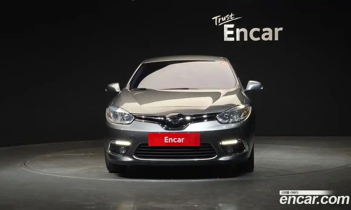 Renault SM3 2018 0.1 гидро в Москве № 1190986, фото 3