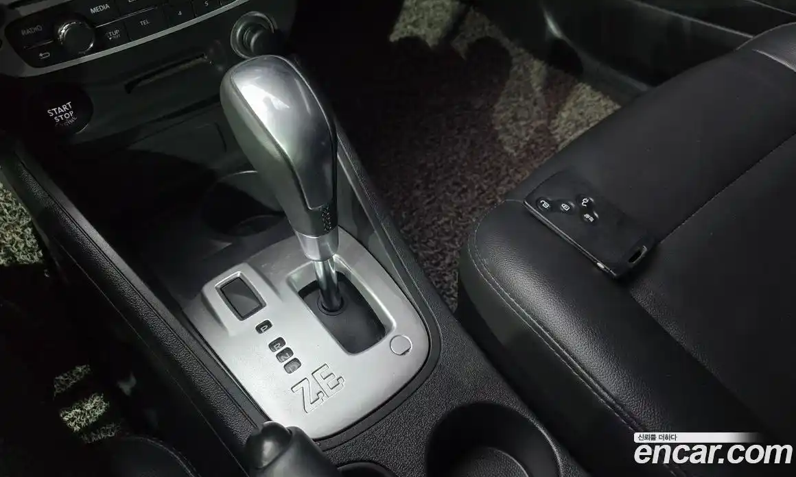 Renault SM3 2018 0.1 гидро в Москве № 1190986, фото 9