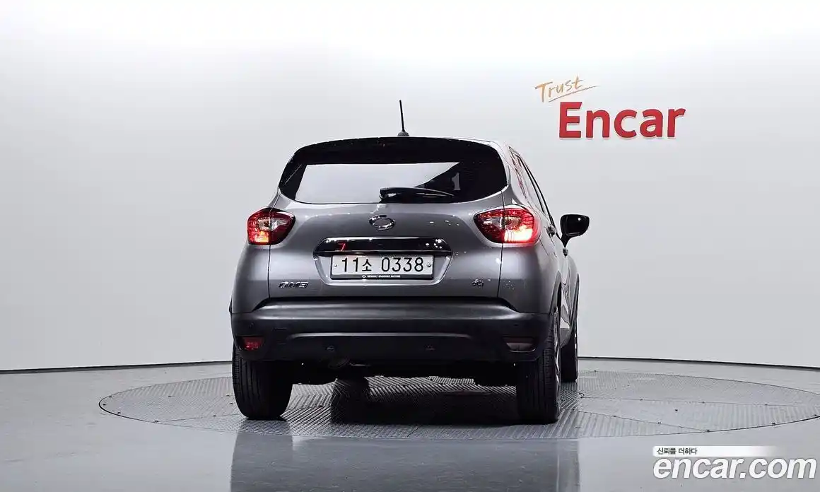 Renault QM3 2016 1.5 гидро в Москве № 1191168, фото 4