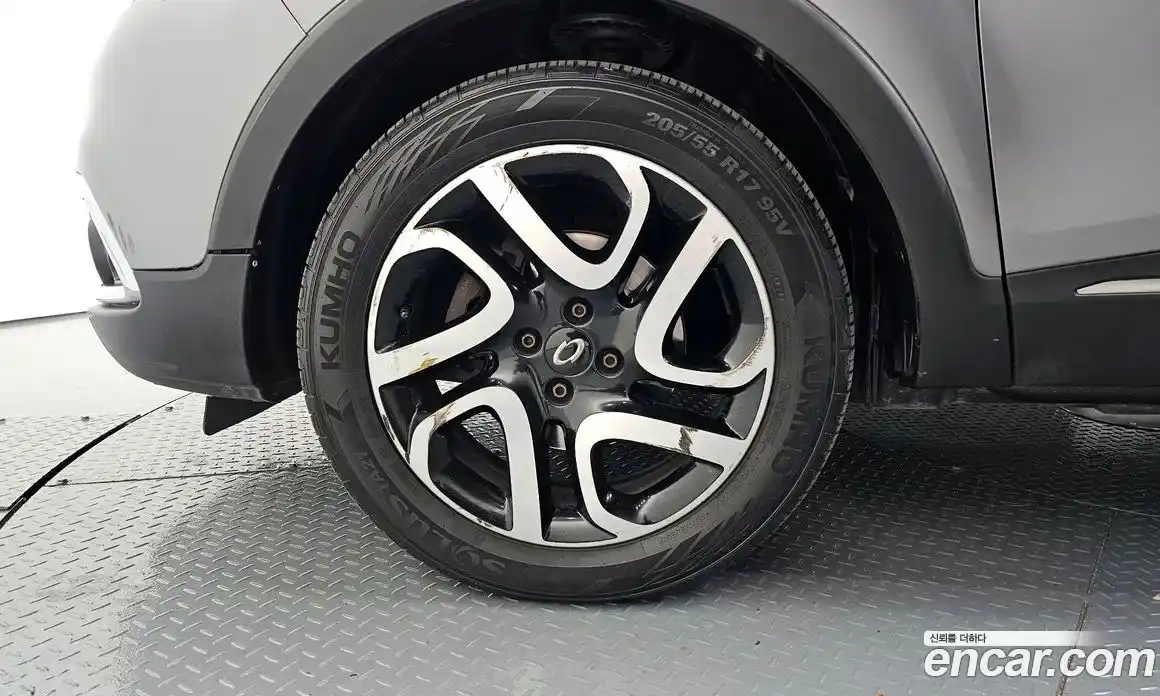 Renault QM3 2016 1.5 гидро в Москве № 1191168, фото 5