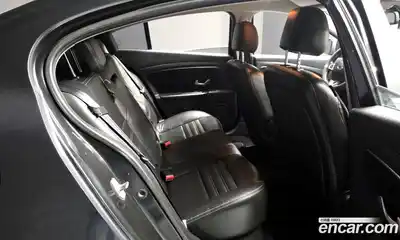 Renault SM3 2015 1.6 гидро в Москве № 1191206, миниатюра 12