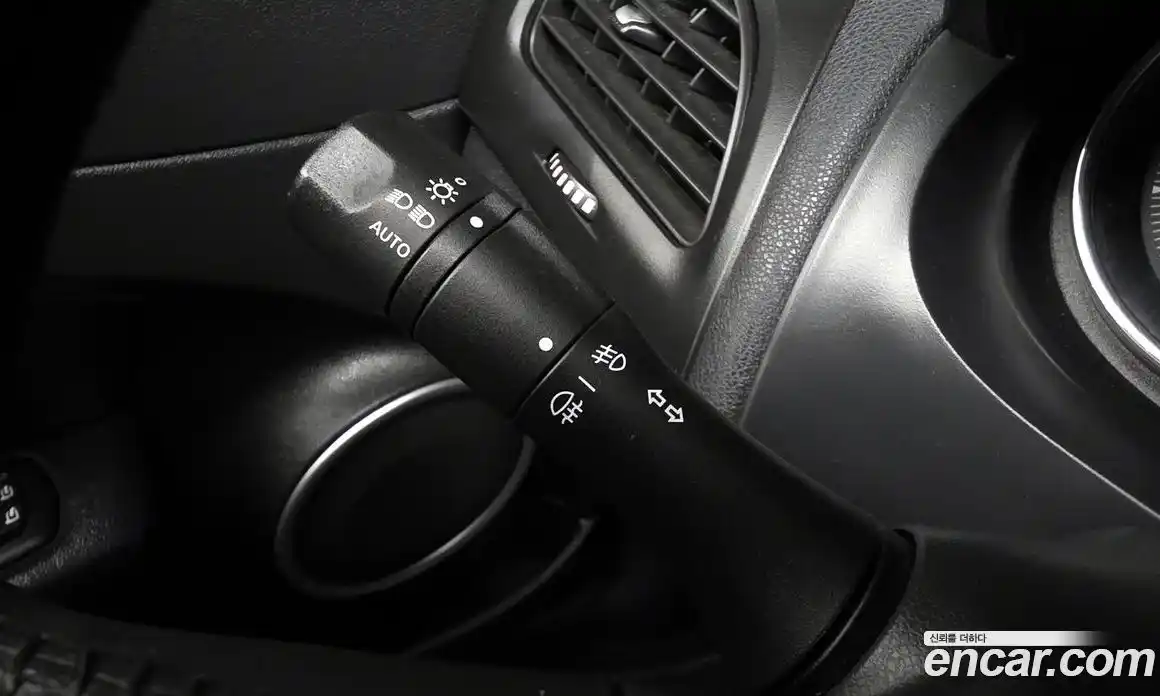 Renault SM3 2015 1.6 гидро в Москве № 1191206, фото 19