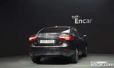 Renault SM3 2015 1.6 гидро в Москве № 1191206, миниатюра 4