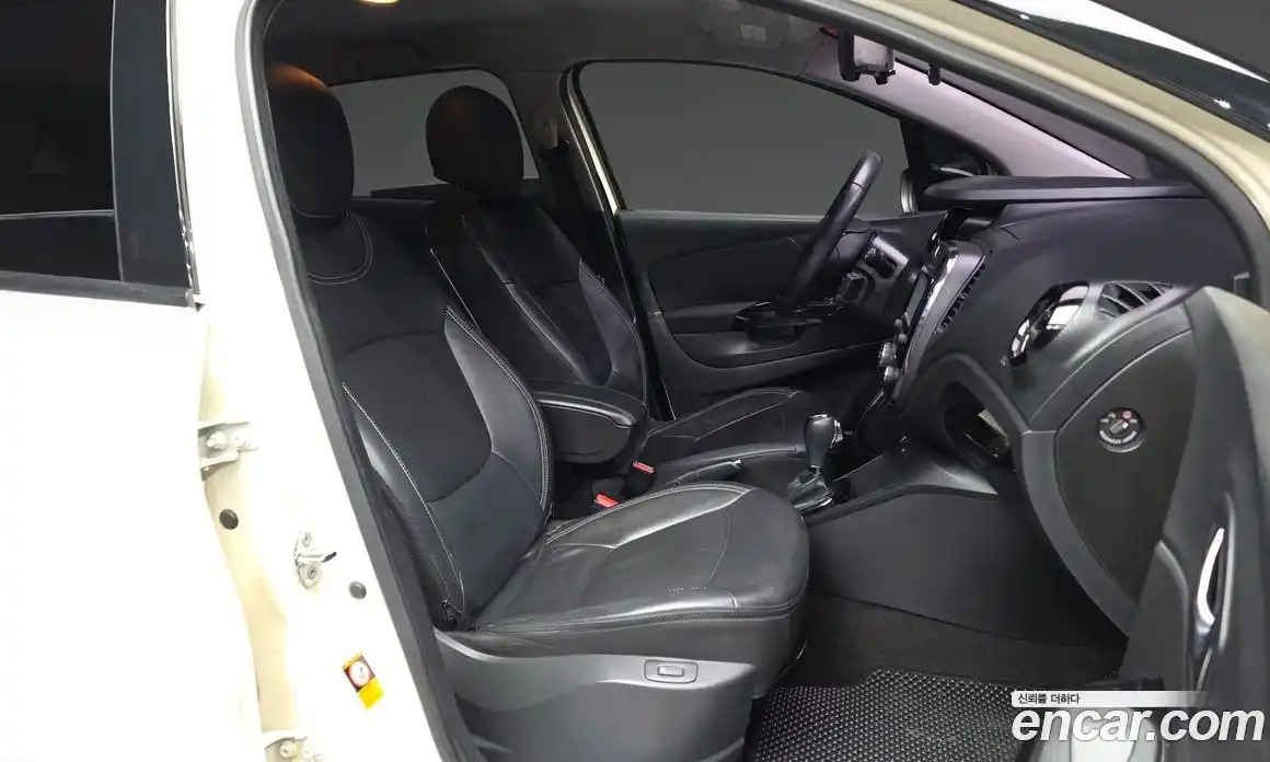 Renault QM3 2015 1.5 гидро в Москве № 1191581, фото 11