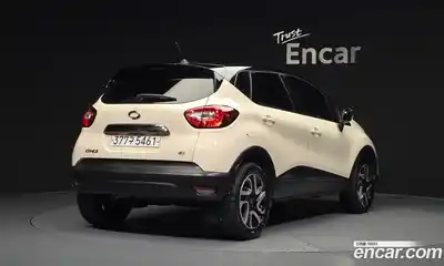 Renault QM3 2015 1.5 гидро в Москве № 1191581, миниатюра 2