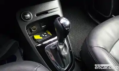 Renault QM3 2015 1.5 гидро в Москве № 1191581, миниатюра 9