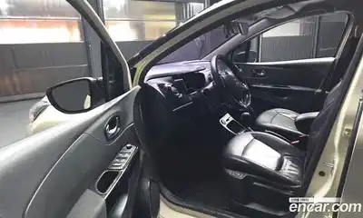 Renault QM3 2015 1.5 гидро в Москве № 1191581, миниатюра 10