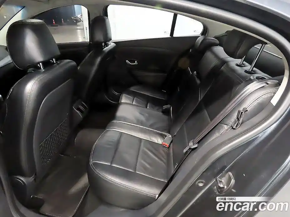 Renault SM3 2011 1.6 гидро в Москве № 1191836, фото 11
