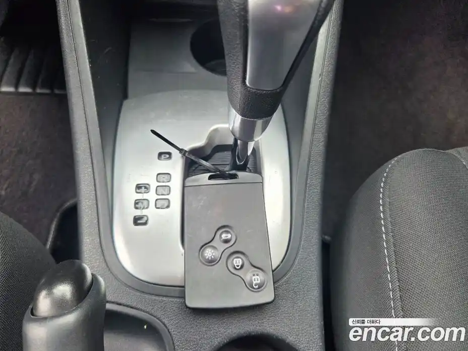 Renault SM3 2016 1.6 гидро в Москве № 1192025, фото 12