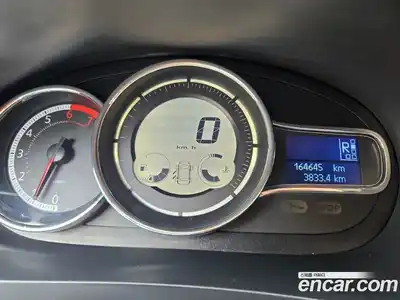 Renault SM3 2016 1.6 гидро в Москве № 1192025, миниатюра 8