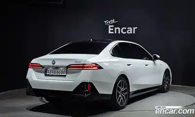 BMW 5-Series 2025 2.0 гидро в Москве № 1192114, миниатюра 2