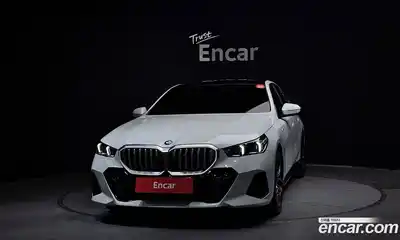 BMW 5-Series 2025 2.0 гидро в Москве № 1192114, миниатюра 3