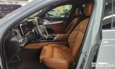 BMW 7-Series 2025 3.0 Автомат в Москве № 1192128, миниатюра 11