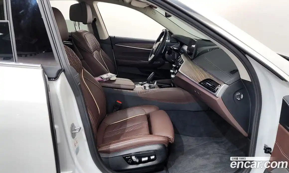 BMW 6-Series 2023 3.0 Автомат в Москве № 1193218, фото 11