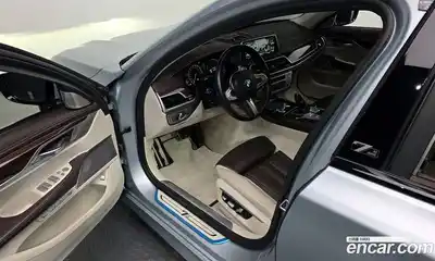 BMW 7-Series 2018 4.4 Автомат в Москве № 1193340, миниатюра 11