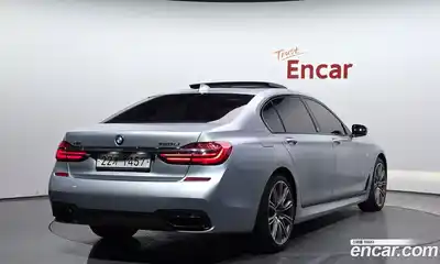 BMW 7-Series 2018 4.4 Автомат в Москве № 1193340, миниатюра 2