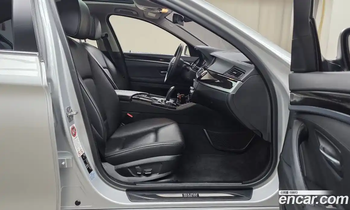 BMW 5-Series 2012 2.0 Автомат в Москве № 1193438, фото 11