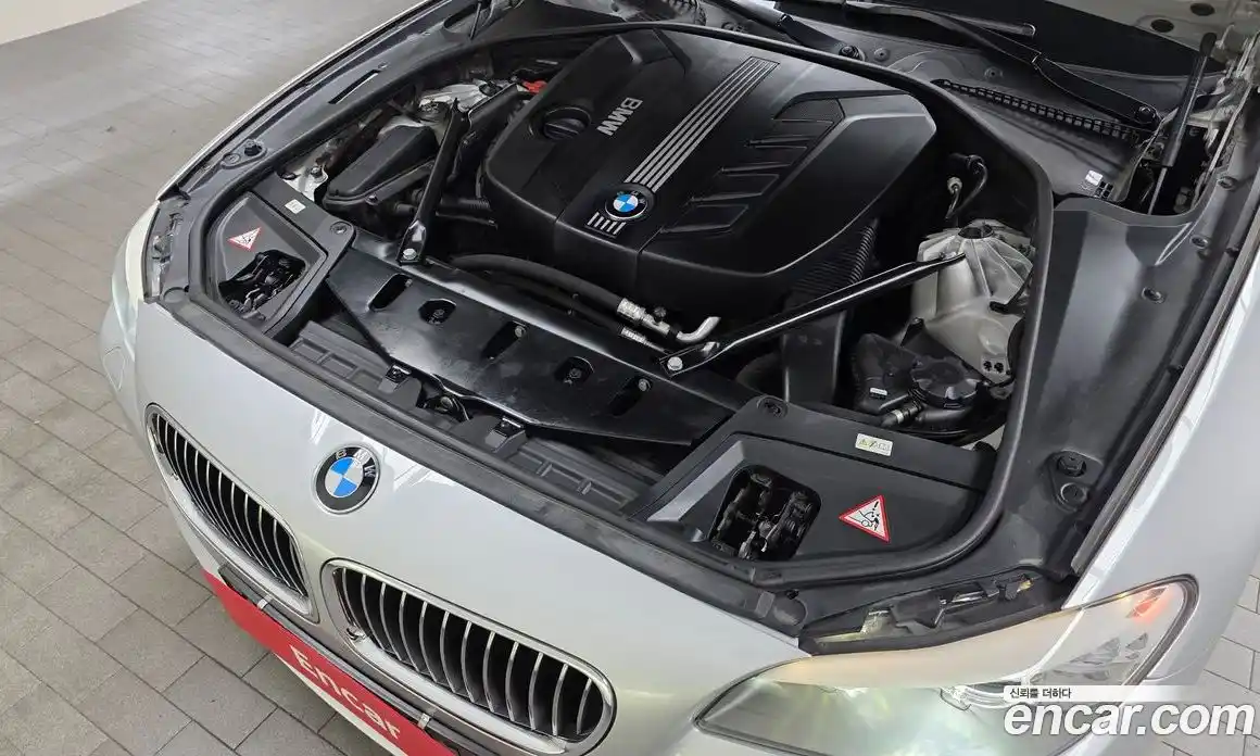 BMW 5-Series 2012 2.0 Автомат в Москве № 1193438, фото 6