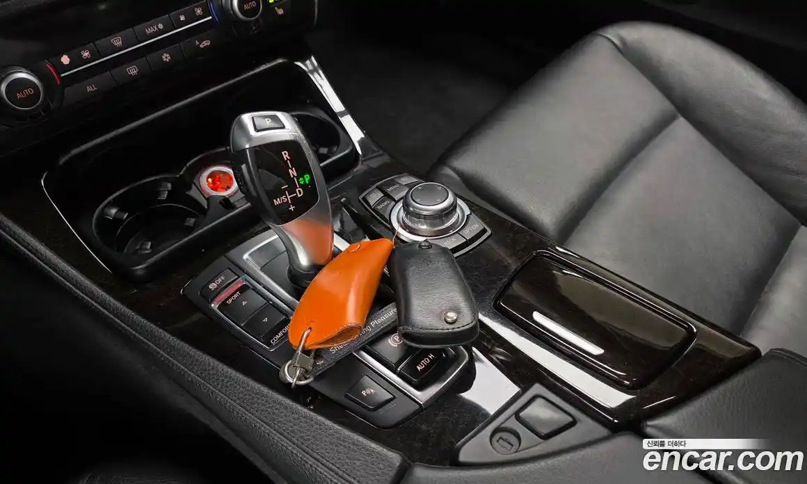 BMW 5-Series 2012 2.0 Автомат в Москве № 1193438, фото 9