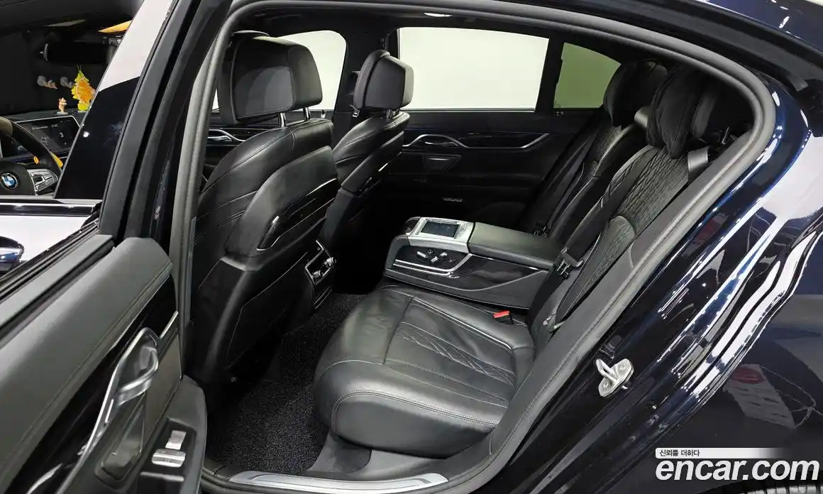 BMW 7-Series 2016 3.0 Автомат в Москве № 1193464, фото 20