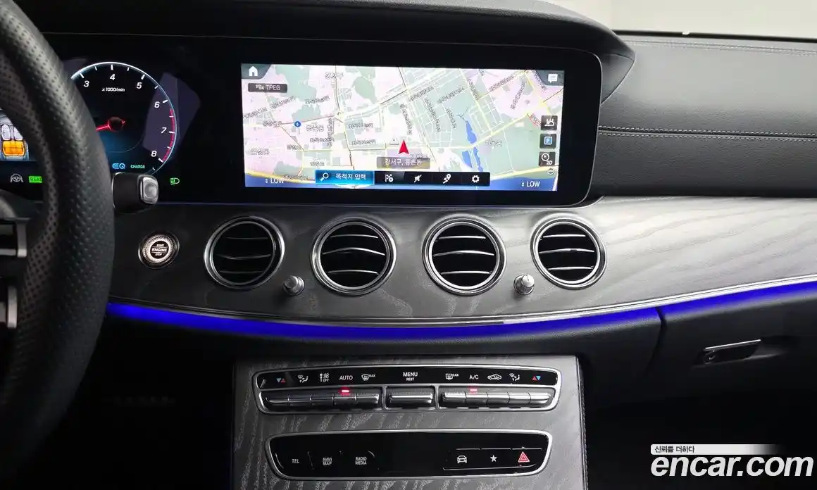 Mercedes-Benz E-Class 2023 2.0 гидро в Москве, фото 13