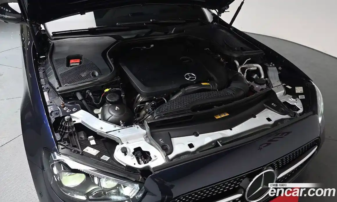Mercedes-Benz E-Class 2023 2.0 гидро в Москве, фото 5
