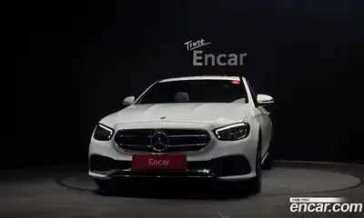 Mercedes-Benz E-Class 2022 2.0 гидро в Москве, миниатюра 3