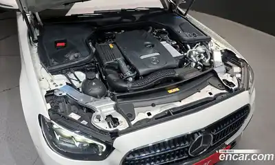 Mercedes-Benz E-Class 2022 2.0 гидро в Москве, миниатюра 6