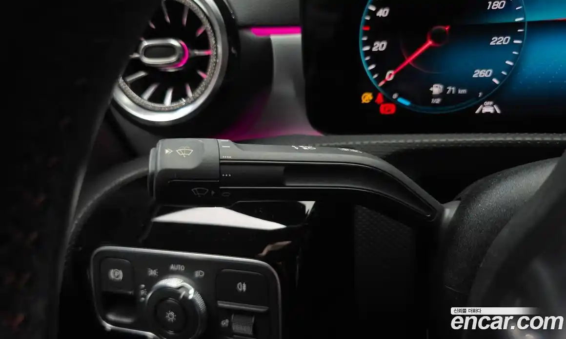 Mercedes-Benz CLA-Class 2021 2.0 Автомат в Москве № 1193816, фото 17