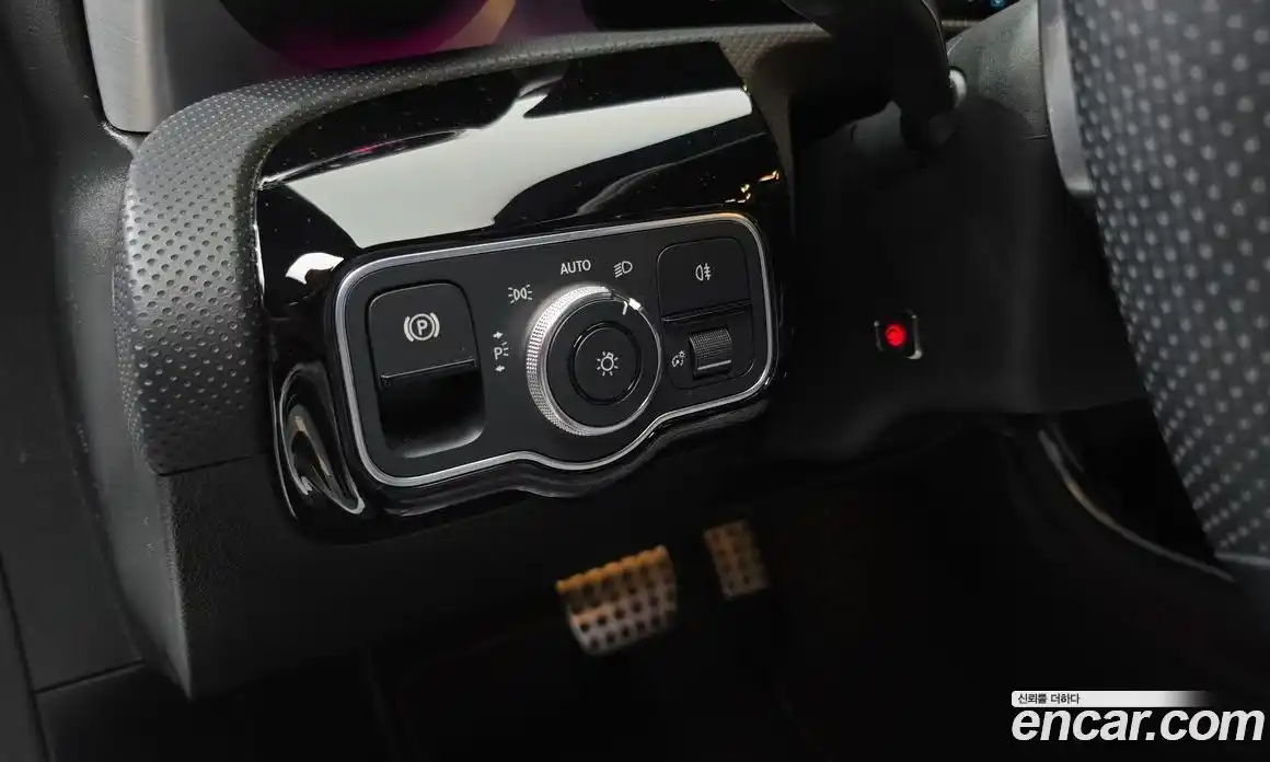 Mercedes-Benz CLA-Class 2021 2.0 Автомат в Москве № 1193816, фото 18