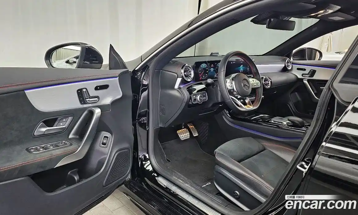 Mercedes-Benz CLA-Class 2021 2.0 Автомат в Москве № 1193888, фото 10