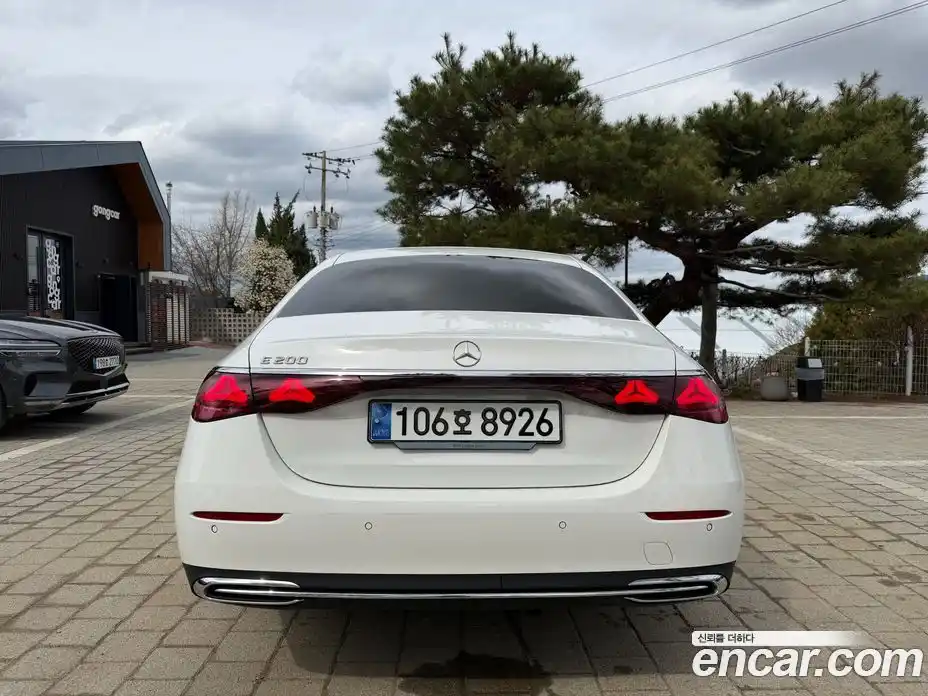 Mercedes-Benz E-Class 2024 2.0 гидро в Москве № 1193909, фото 4