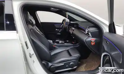 Mercedes-Benz A-Class 2021 2.0 Автомат в Москве № 1193929, миниатюра 11