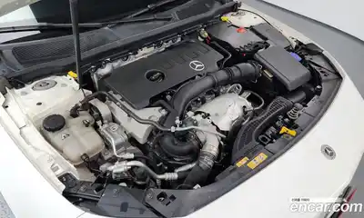 Mercedes-Benz A-Class 2021 2.0 Автомат в Москве № 1193929, миниатюра 6