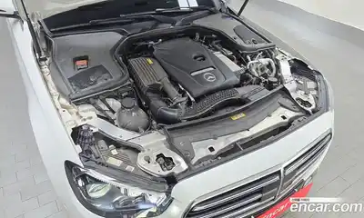 Mercedes-Benz E-Class 2021 2.0 гидро в Москве, миниатюра 6