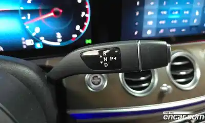 Mercedes-Benz E-Class 2021 2.0 гидро в Москве, миниатюра 9