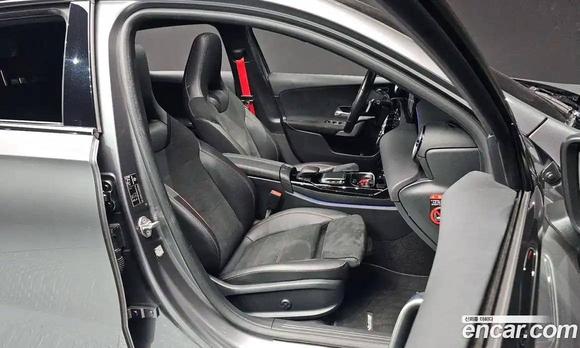 Mercedes-Benz A-Class 2021 2.0 Автомат в Москве № 1194153, фото 10