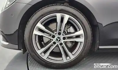 Mercedes-Benz E-Class 2023 2.0 гидро в Москве, миниатюра 5