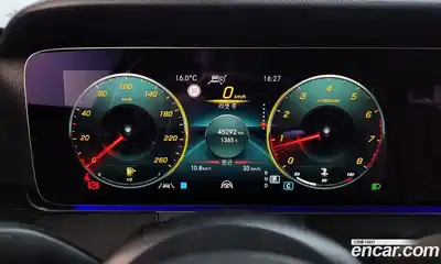 Mercedes-Benz E-Class 2023 2.0 гидро в Москве, миниатюра 8
