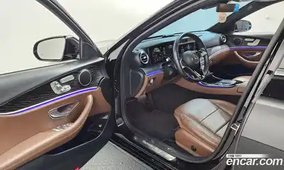 Mercedes-Benz E-Class 2023 2.0 гидро в Москве, миниатюра 10