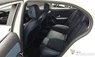 Mercedes-Benz A-Class 2019 2.0 Автомат в Москве № 1194176, миниатюра 12