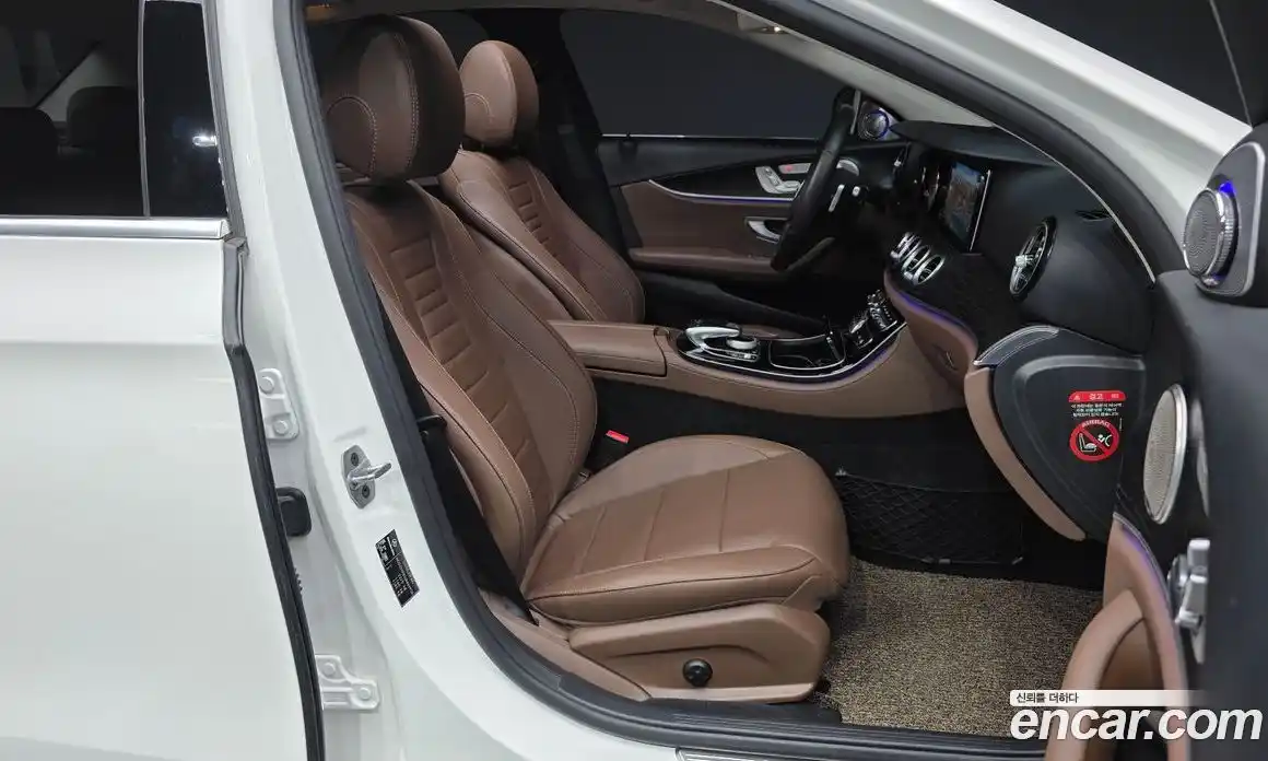 Mercedes-Benz E-Class 2018 1.9 гидро в Москве, фото 11