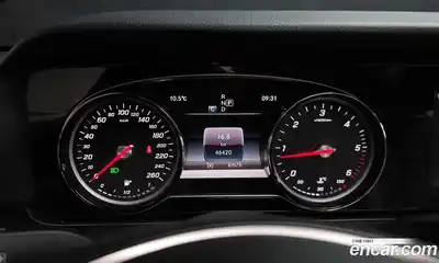 Mercedes-Benz E-Class 2018 1.9 гидро в Москве, миниатюра 8
