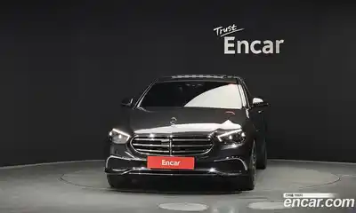 Mercedes-Benz E-Class 2021 2.0 гидро в Москве № 1194220, миниатюра 3