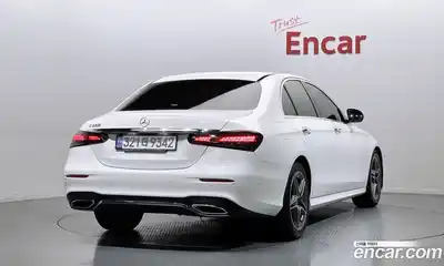Mercedes-Benz E-Class 2022 2.0 гидро в Москве, миниатюра 2